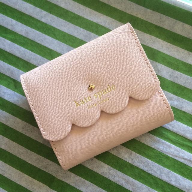 kate spade new york(ケイトスペードニューヨーク)のお買い得！今季新作ケイトスペードお財布♪ レディースのファッション小物(財布)の商品写真