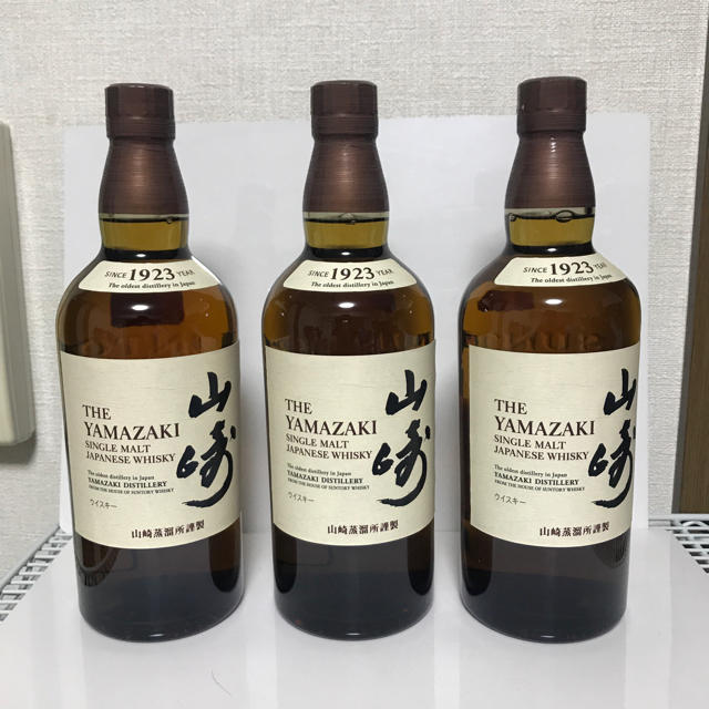 山崎 NV 700ml  ３本酒