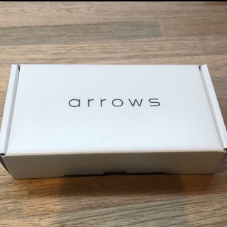 アローズ(arrows)の新品未開封 ARROWS M05 simフリー ホワイト(スマートフォン本体)