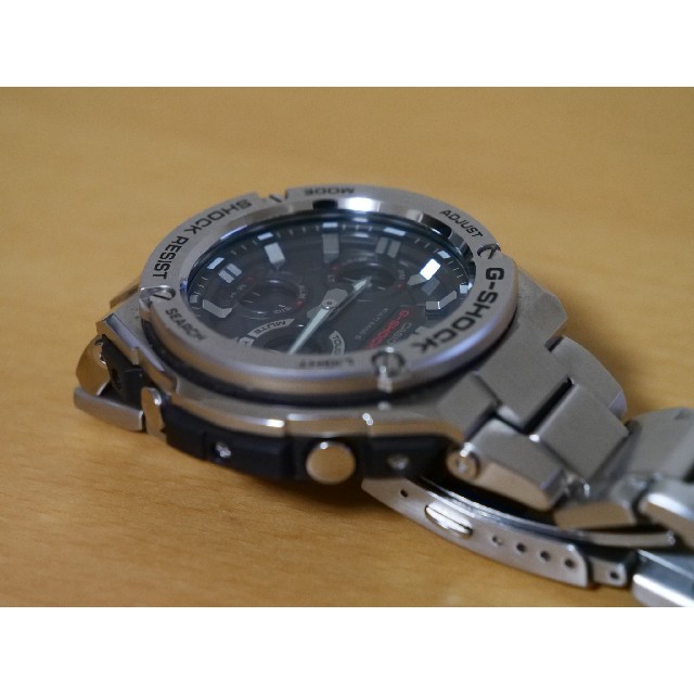 【美品】G-SHOCK　GST-W110D-1AJF　電波ソーラー