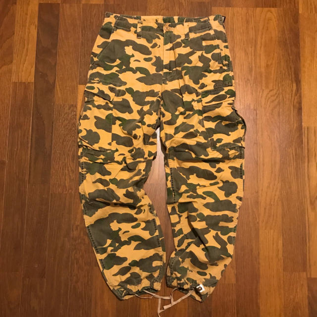 A BATHING APE - 激レア！初期 A BATHING APE “イエローカモ”カーゴ ...