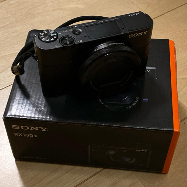 Sony RX100M5 - コンパクトデジタルカメラ