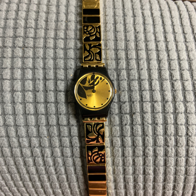 swatch(スウォッチ)の腕時計 レディースのファッション小物(腕時計)の商品写真