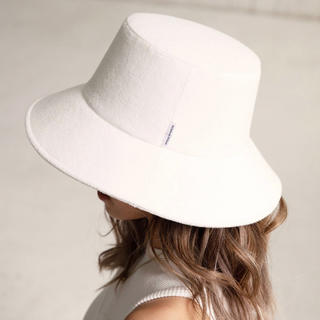 アリシアスタン(ALEXIA STAM)のALEXIA STAM Bucket Hat White(ハット)