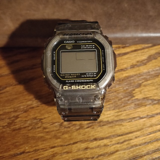 G-SHOCK(ジーショック)のG-SHOCK　DW-5025D メンズの時計(腕時計(デジタル))の商品写真