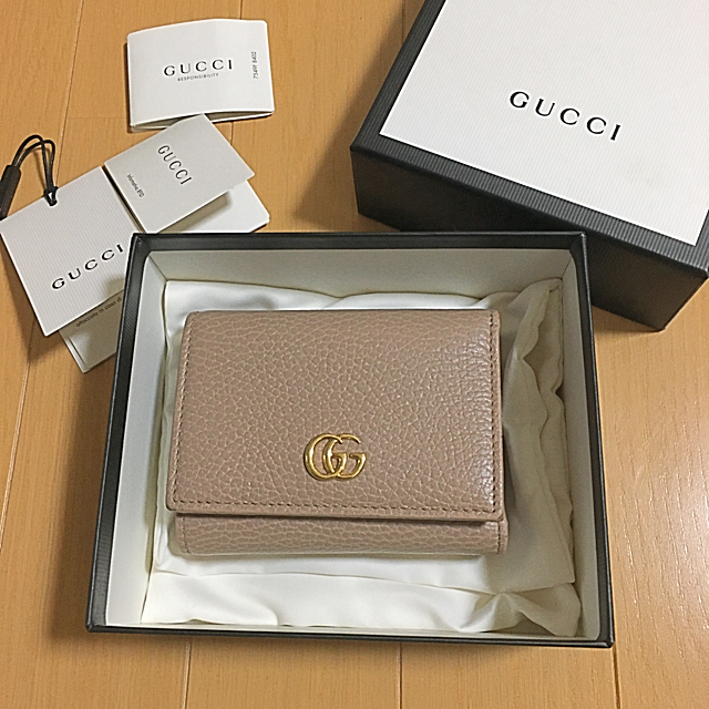 Gucci(グッチ)のグッチGGマーモント三つ折り財布 レディースのファッション小物(財布)の商品写真