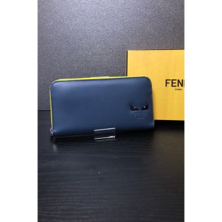 フェンディ(FENDI)の【新品・未使用★レア❣️】FENDI フェンディー モンスター 長財布 (長財布)