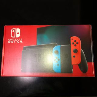 ニンテンドースイッチ(Nintendo Switch)のニンテンドウ　スイッチ　本体(家庭用ゲーム機本体)