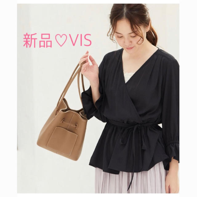 ViS(ヴィス)の【新品】カシュクールブラウス　黒　ドット レディースのトップス(シャツ/ブラウス(長袖/七分))の商品写真