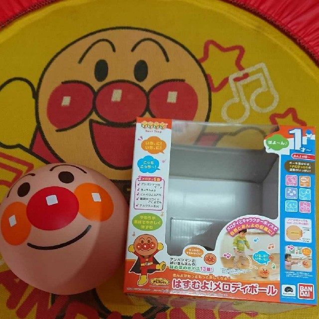 みみ様1歳から アンパンマン はずむよ メロディボール ベビラボの通販 By スヌーピー S Shop ラクマ