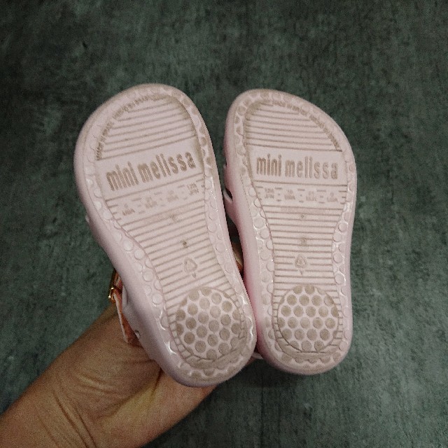 melissa(メリッサ)のmini melissa ベビーサンダル キッズ/ベビー/マタニティのベビー靴/シューズ(~14cm)(サンダル)の商品写真