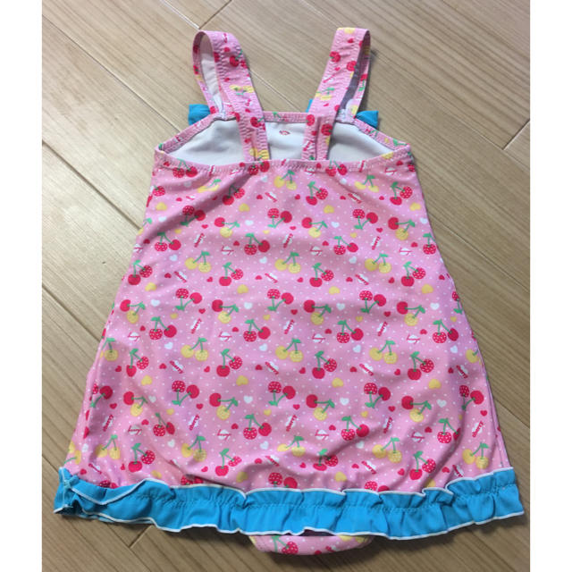 むち様専用 キッズ☆さくらんぼ柄 ワンピース水着130 キッズ/ベビー/マタニティのキッズ服女の子用(90cm~)(水着)の商品写真