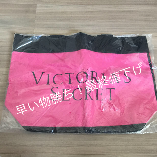 Victoria's Secret(ヴィクトリアズシークレット)のヴィクトリアシークレット　トート　バッグ　ショルダー  レディースのバッグ(ボストンバッグ)の商品写真