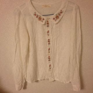 ダブルクローゼット(w closet)のwcloset♡刺繍ブラウス(シャツ/ブラウス(長袖/七分))