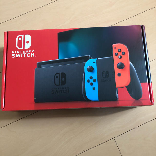 送料無料　Nintendo Switch ネオン 新モデル