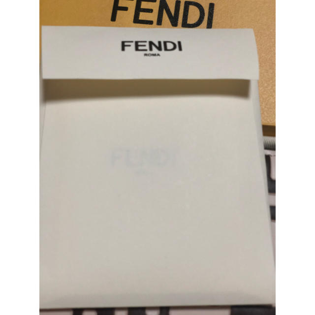 FENDI(フェンディ)のFENDI フォンケース スマホ/家電/カメラのスマホアクセサリー(iPhoneケース)の商品写真