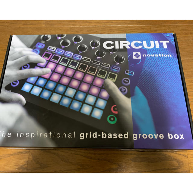 【dayさん専用】novation circuit グルーブボックス 楽器のDTM/DAW(MIDIコントローラー)の商品写真