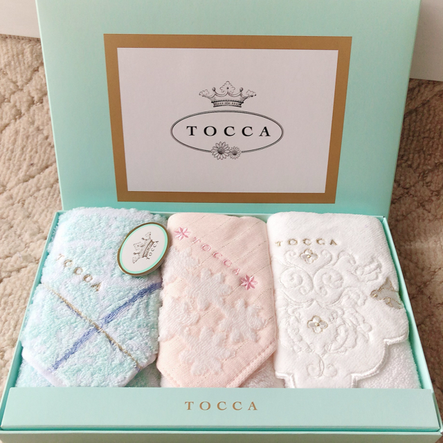 TOCCA(トッカ)のトッカ　ハンドタオル3枚セット　ギフト レディースのファッション小物(ハンカチ)の商品写真