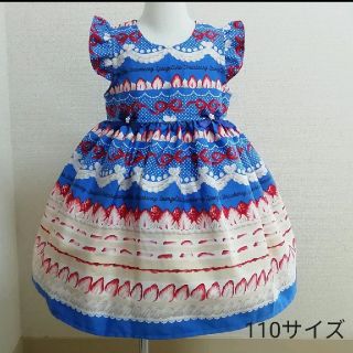 ハンドメイド ケーキ柄 ワンピース 110サイズ相当(ワンピース)