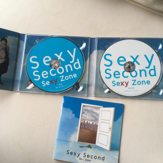 Sexy Zone(セクシー ゾーン)のsexy zone sexy second CD DVD エンタメ/ホビーのCD(ポップス/ロック(邦楽))の商品写真