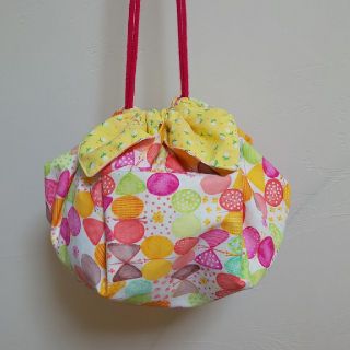 ❁✿✾花びら巾着✾✿❁︎ 大 裏地あり 浴衣 巾着 お弁当袋 ❁✿✾花びら巾着✾✿❁︎ 大 裏地あり 浴衣 巾着 お弁当袋