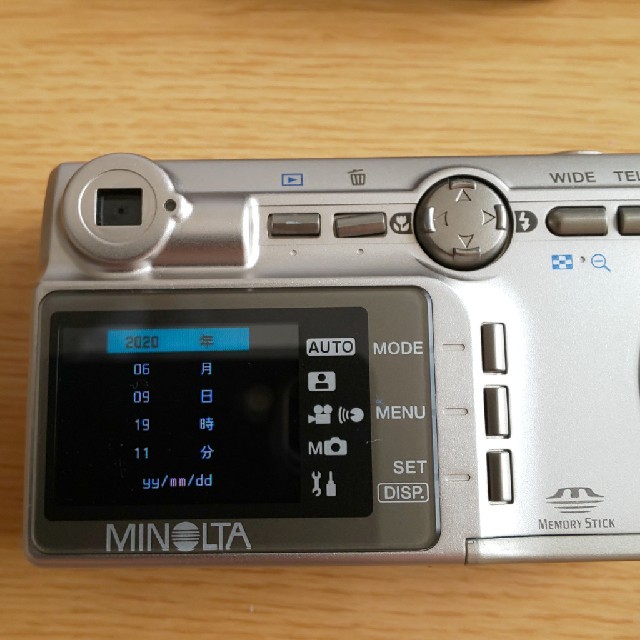 KONICA MINOLTA(コニカミノルタ)のデジタルカメラ スマホ/家電/カメラのカメラ(コンパクトデジタルカメラ)の商品写真
