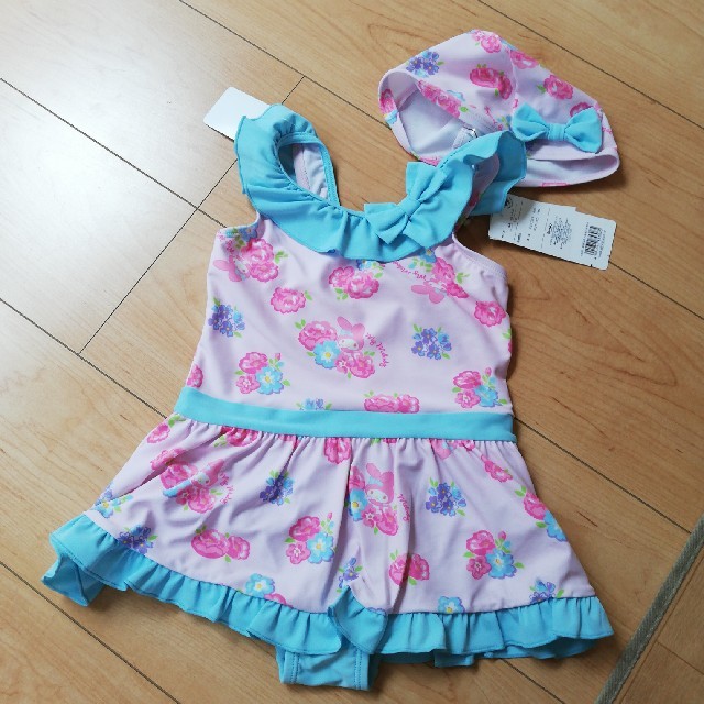 サンリオ(サンリオ)の新品　水着　110 キッズ/ベビー/マタニティのキッズ服女の子用(90cm~)(水着)の商品写真