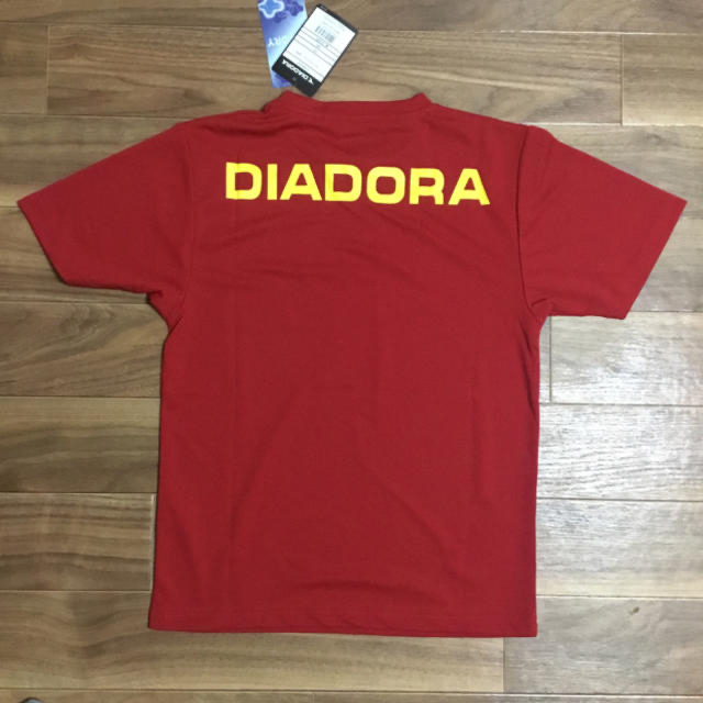DIADORA(ディアドラ)の再値下げしました！DIADORA  キッズ用Tシャツ2枚 キッズ/ベビー/マタニティのキッズ服女の子用(90cm~)(Tシャツ/カットソー)の商品写真