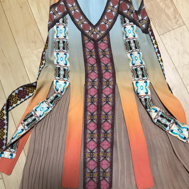 ETRO(エトロ)のエトロ　ワンピース レディースのワンピース(ロングワンピース/マキシワンピース)の商品写真