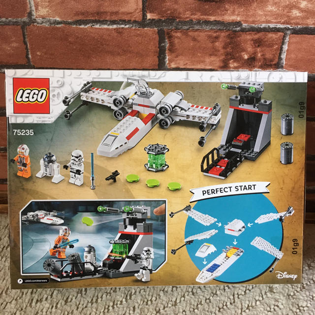 レゴLEGOスターウォーズ Xウィング・スターファイタートレンチラン 75235