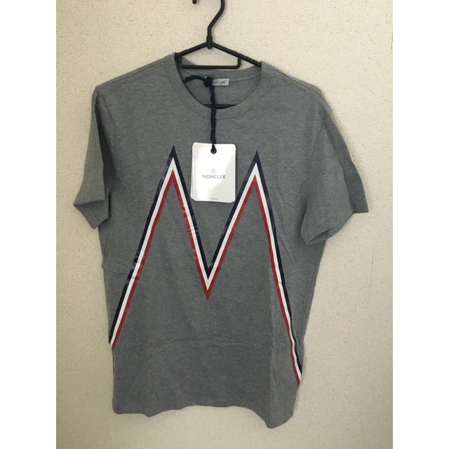 メンズMONCLER tシャツ