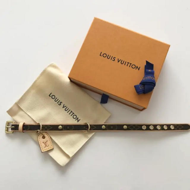 LOUIS VUITTON(ルイヴィトン)の新品　LOUIS VUITTON　ルイ・ヴィトン　首輪　コリエ・バクスターPM その他のペット用品(犬)の商品写真