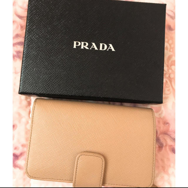 PRADA 専用出品　　　　　最終値下げ‼️