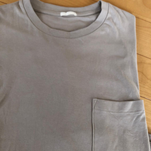 GU(ジーユー)のGU ルーズフィットT グレー メンズのトップス(Tシャツ/カットソー(半袖/袖なし))の商品写真