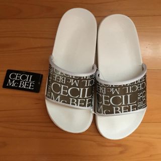 セシルマクビー(CECIL McBEE)の新品　セシルマクビー  サンダル  23 (サンダル)