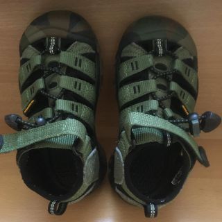 キーン(KEEN)の【キッズサンダル】KEEN★17センチ★迷彩(アウトドアシューズ)