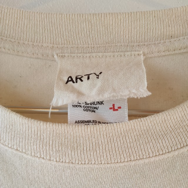 Artyz(アーティズ)のARTY Tシャツ L ベージュ メンズのトップス(Tシャツ/カットソー(半袖/袖なし))の商品写真