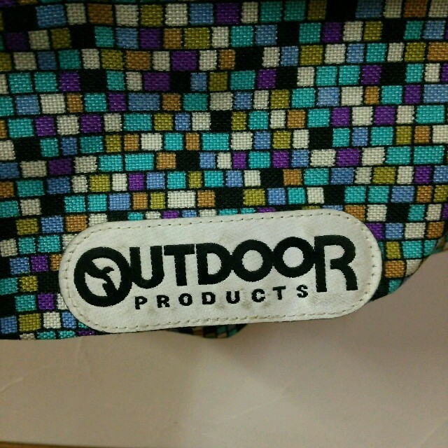 OUTDOOR(アウトドア)のどんちゃん様お取り置き中 OUTDOORリュック モザイク柄♪ レディースのバッグ(リュック/バックパック)の商品写真