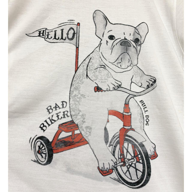 犬　ブルドック　かわいい　Tシャツ レディースのトップス(Tシャツ(半袖/袖なし))の商品写真