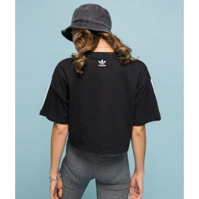 adidas(アディダス)の【定価 ¥4,939→】アディダス　ロゴ　レディース　Tシャツ レディースのトップス(Tシャツ(半袖/袖なし))の商品写真