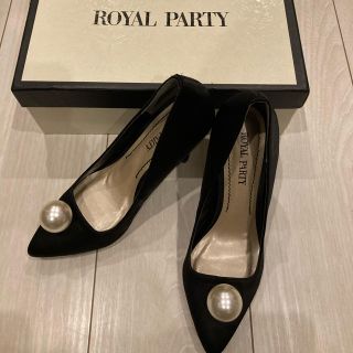 ロイヤルパーティー(ROYAL PARTY)の新品ロイヤルパーティーROYAL PARTYパール付きパンプス(ハイヒール/パンプス)