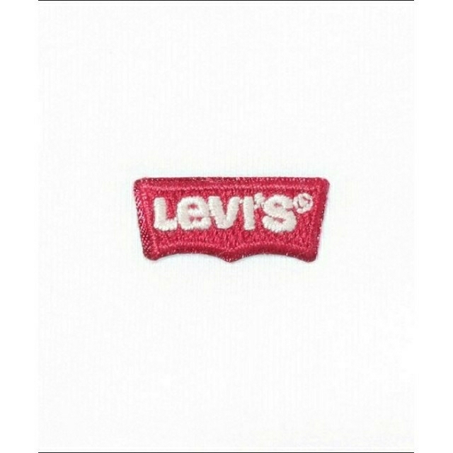 Levi's(リーバイス)のTシャツ リーバイスロゴTシャツ COTTON + PATCH WHITE メンズのトップス(Tシャツ/カットソー(半袖/袖なし))の商品写真
