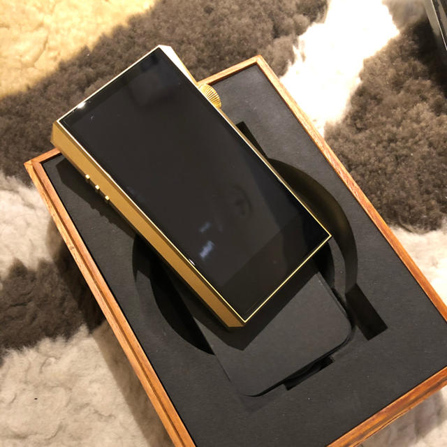 Astel&Kern sp1000M RG 超美品 さっちん様 スマホ/家電/カメラのオーディオ機器(ポータブルプレーヤー)の商品写真