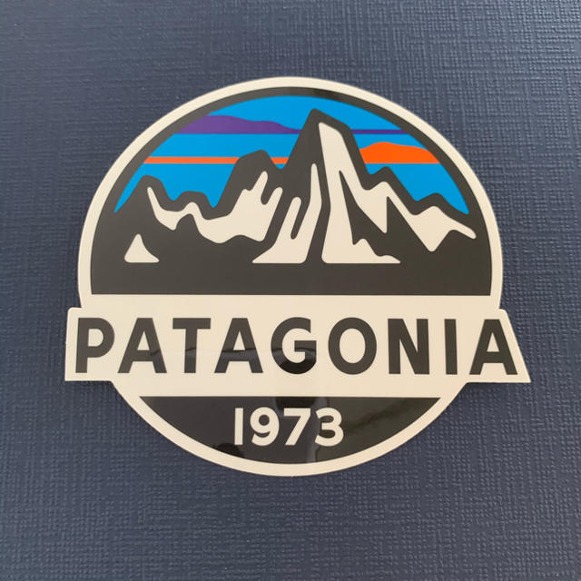 patagonia(パタゴニア)の【ぴっぴさん専用！】パタゴニア・スコープ／TNFミニロゴ(黒)ステッカー セット スポーツ/アウトドアのアウトドア(登山用品)の商品写真