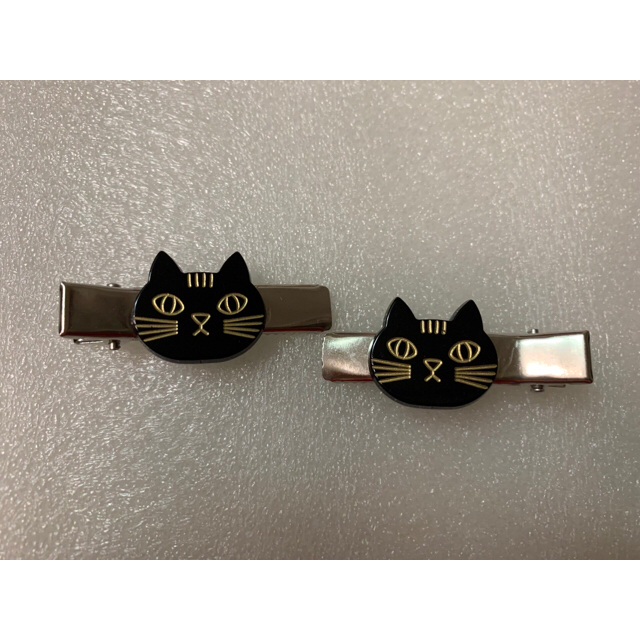【新品 ・未使用】黒ネコのピン ハンドメイドのアクセサリー(ヘアアクセサリー)の商品写真