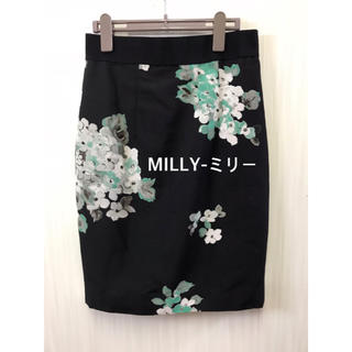 ミリー(Milly)のMILLY  花柄　華やかなスカート(ひざ丈スカート)
