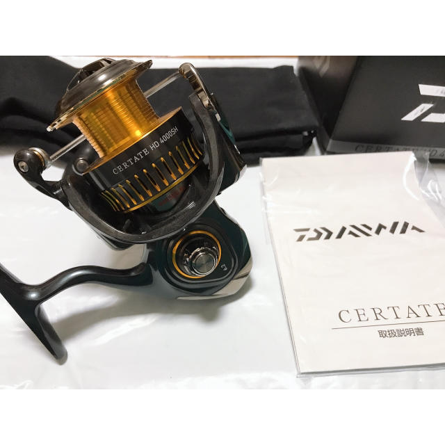 DAIWA(ダイワ)の新品未使用 ダイワ セルテートHD 4000SH CERTATE HD スポーツ/アウトドアのフィッシング(リール)の商品写真