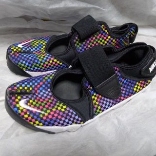 ナイキ(NIKE)のNIKE AIR RIFT MTR ナイキ エアリフト マルチカラー サンダル(スニーカー)