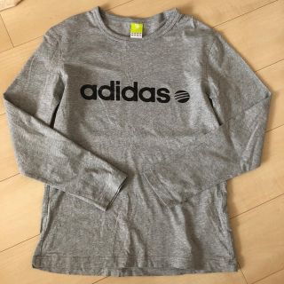 アディダス(adidas)のアディダス　長袖Tシャツ(Tシャツ/カットソー)