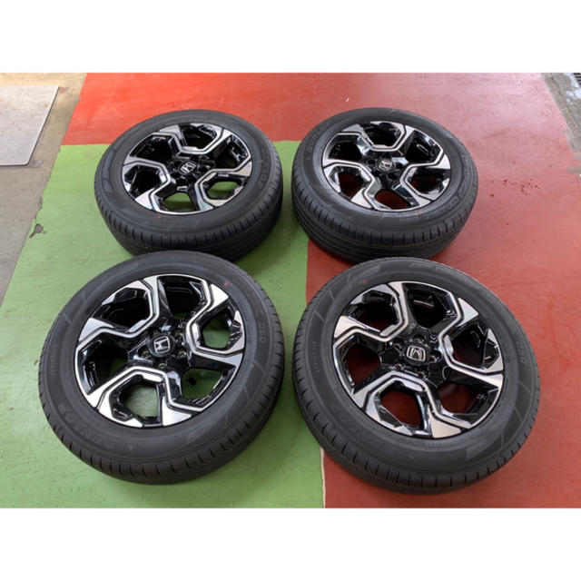 DUNLOP(ダンロップ)の【ナット様専用】235/60R18 CR-V RW1 純正ホイール新品 自動車/バイクの自動車(タイヤ・ホイールセット)の商品写真